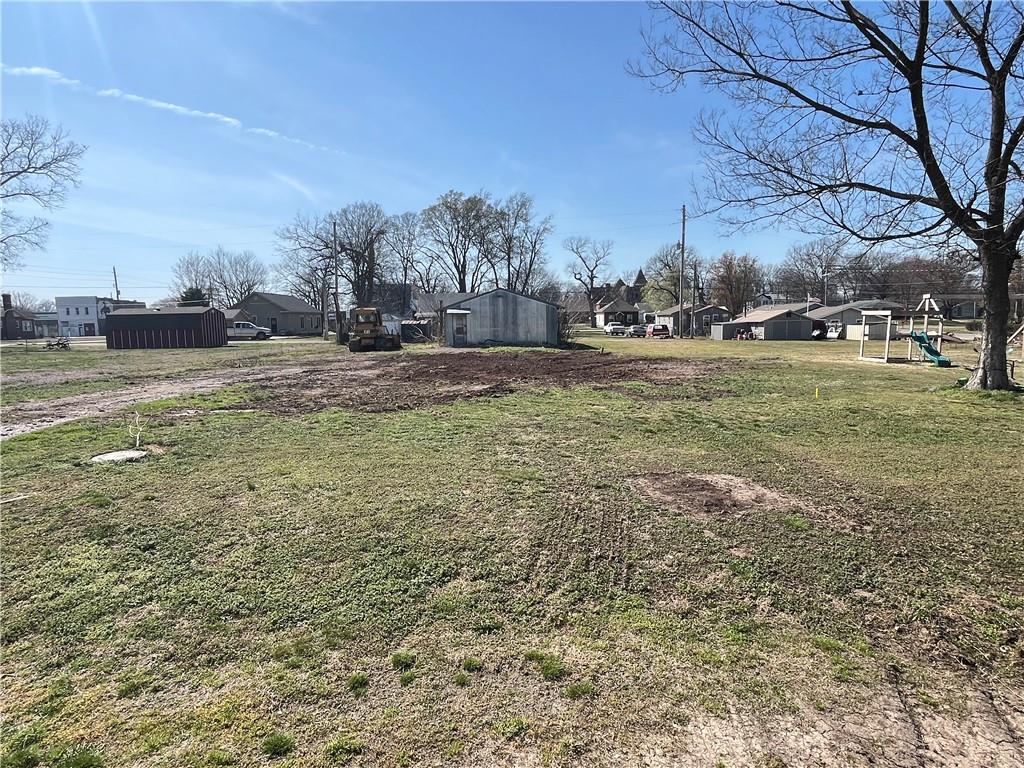 Photo of 211 Merchant Street Oswego KS 67356