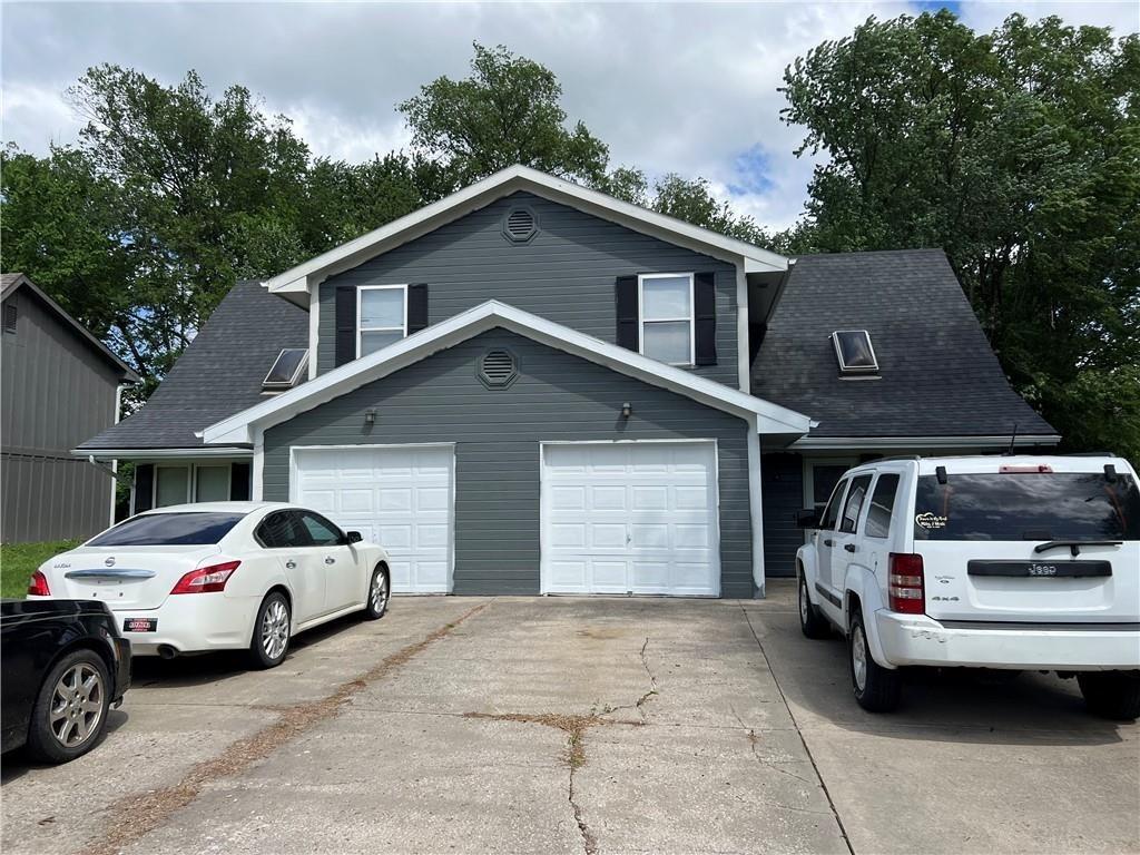 Photo of 411-413 Spring Avenue Liberty MO 64068