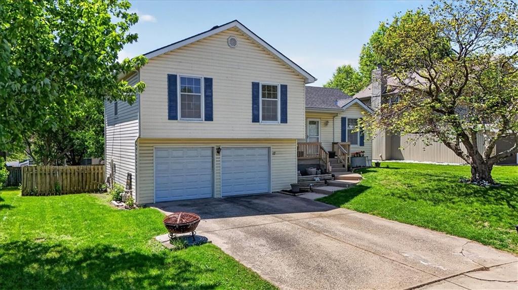 Photo of 17 NW 102nd Terrace Kansas City MO 64155
