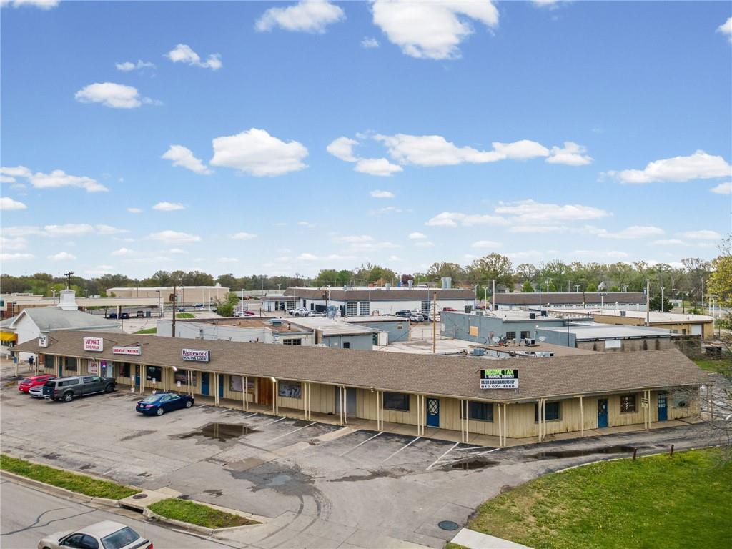 Photo of 4303 Blue Ridge Boulevard Kansas City MO 64133