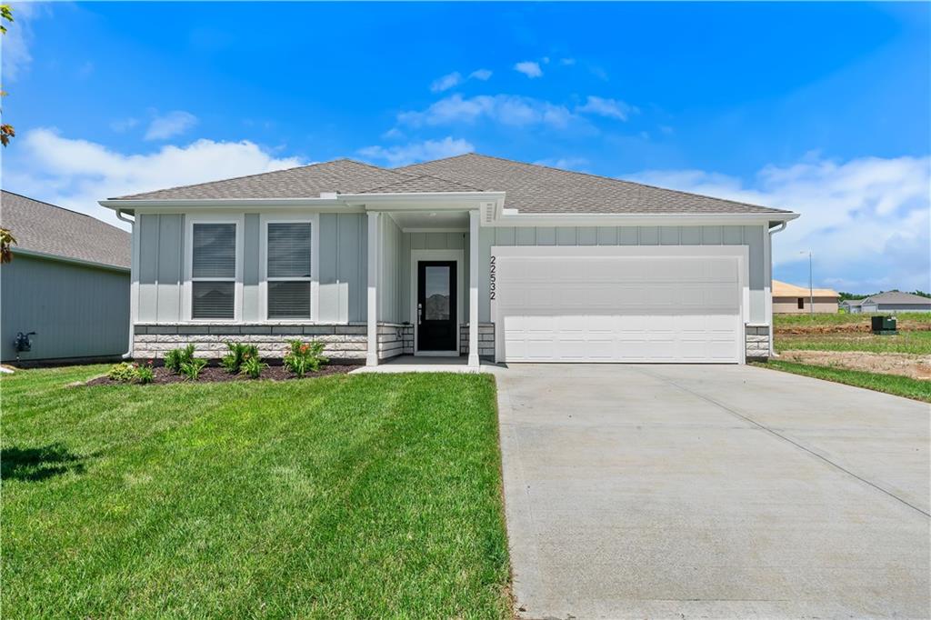 Photo of 22532 W 214th Terrace Spring Hill KS 66083