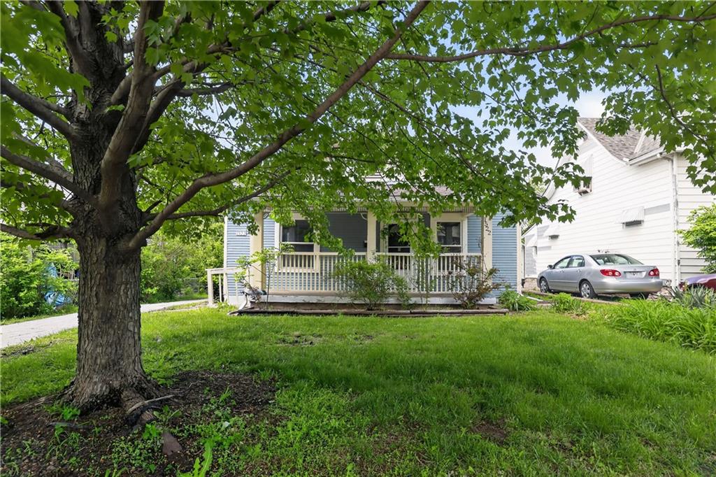 Photo of 1522 W Walnut Street Independence MO 64050