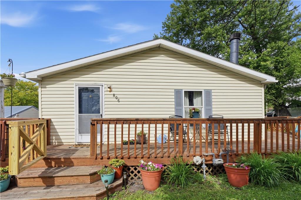 Photo of 806 West Street Stewartsville MO 64490