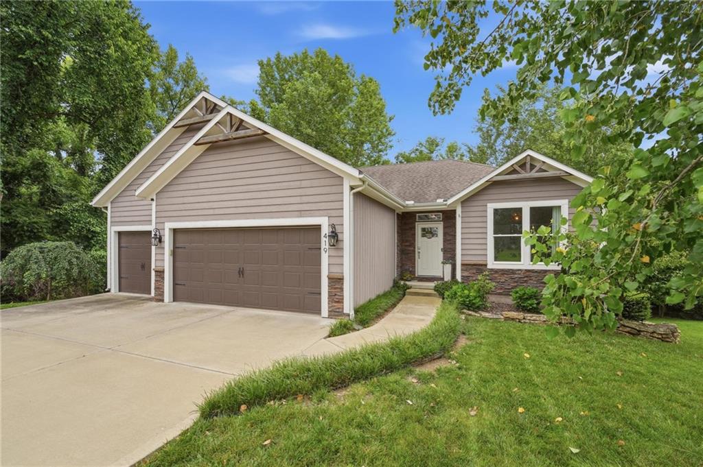 Photo of 419 E 166th Court Belton MO 64012