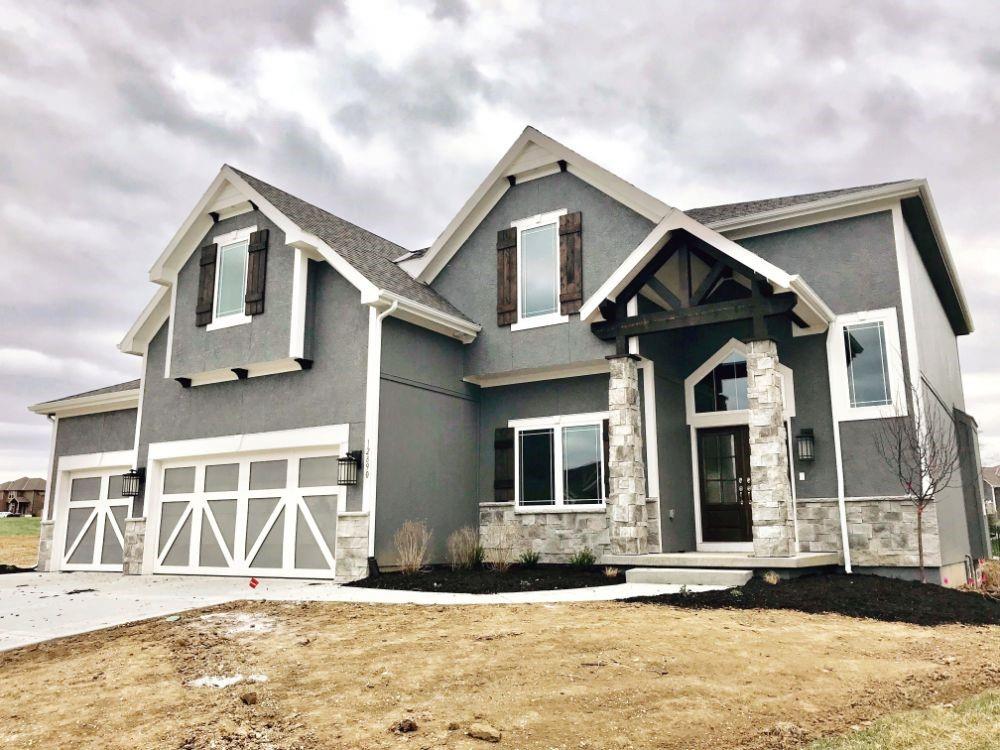 Photo of 5275 NW 47th Terrace Riverside MO 64150