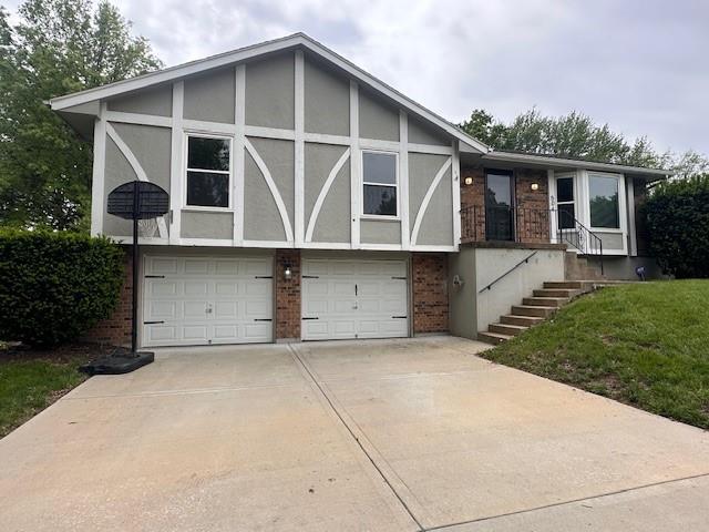 Photo of 504 NE Stonewall Drive Blue Springs MO 64014
