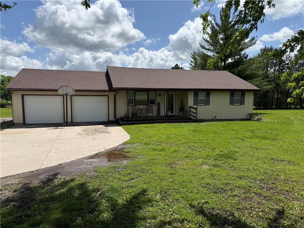 Photo of 6474 SW Oakridge Road Stewartsville MO 64490