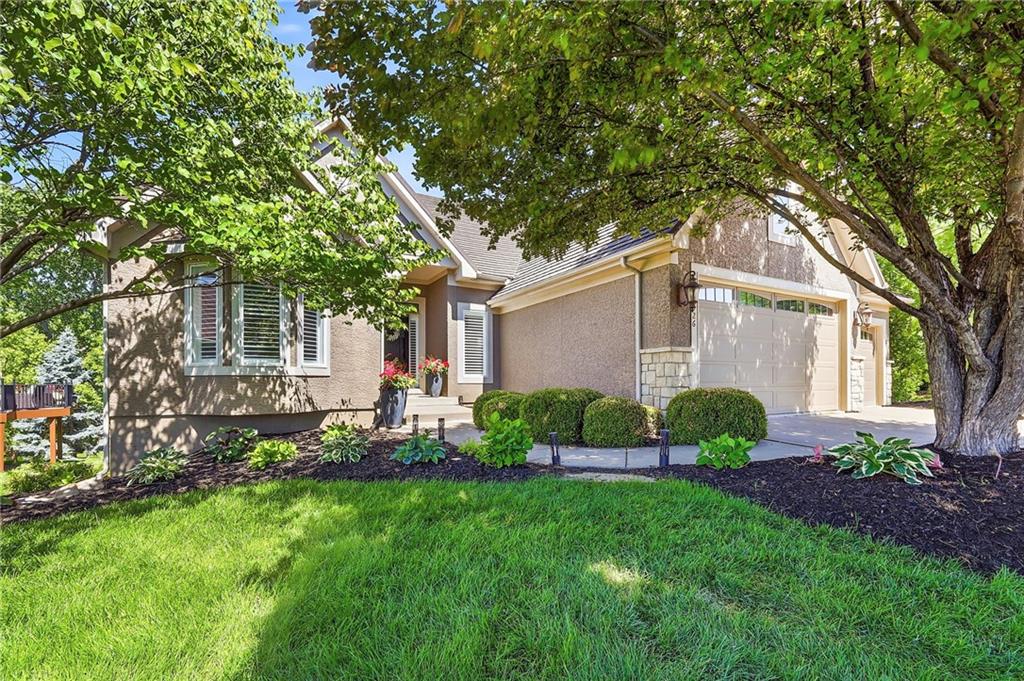 Photo of 9926 FOUNTAIN Circle Lenexa KS 66220