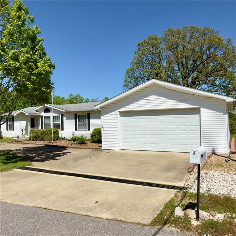Photo of 132 Markum Road Gravois Mills MO 65037