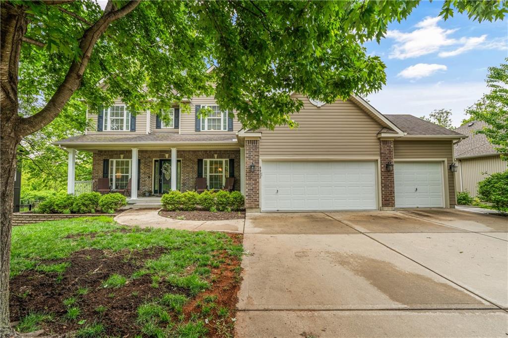 Photo of 8923 NE 97th Street Kansas City MO 64157