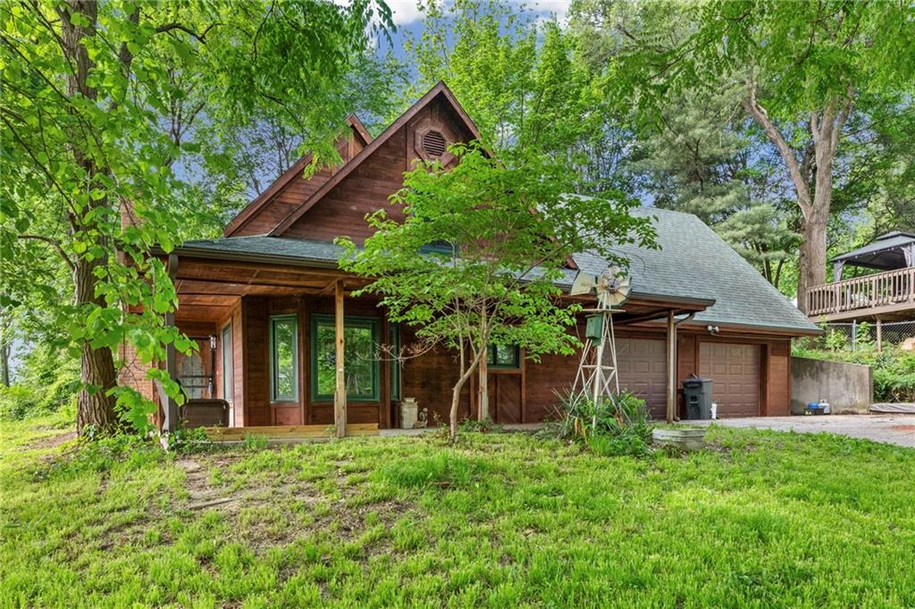 Photo of 301 SW 13th Street Oak Grove MO 64075