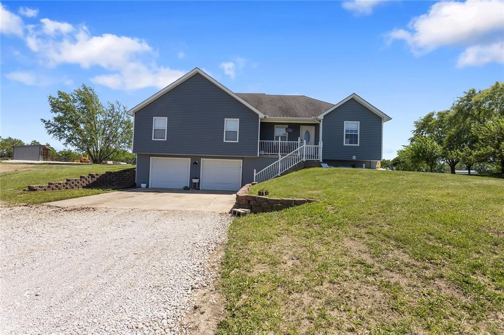 Photo of 439 NW 1711th Road Kingsville MO 64061