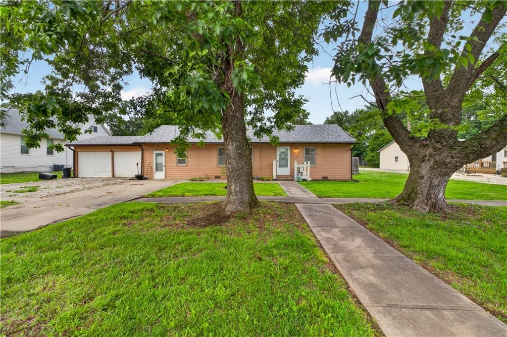 Photo of 263 W Main Street Prescott KS 66767