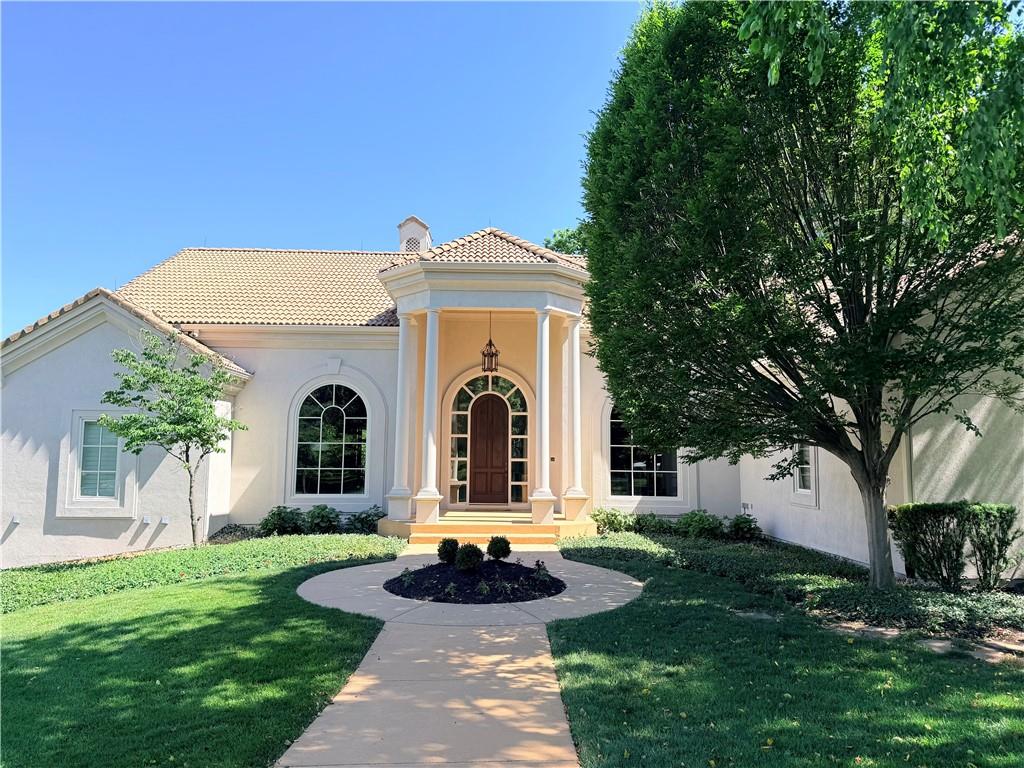 Photo of 2705 W 112th Street Leawood KS 66211