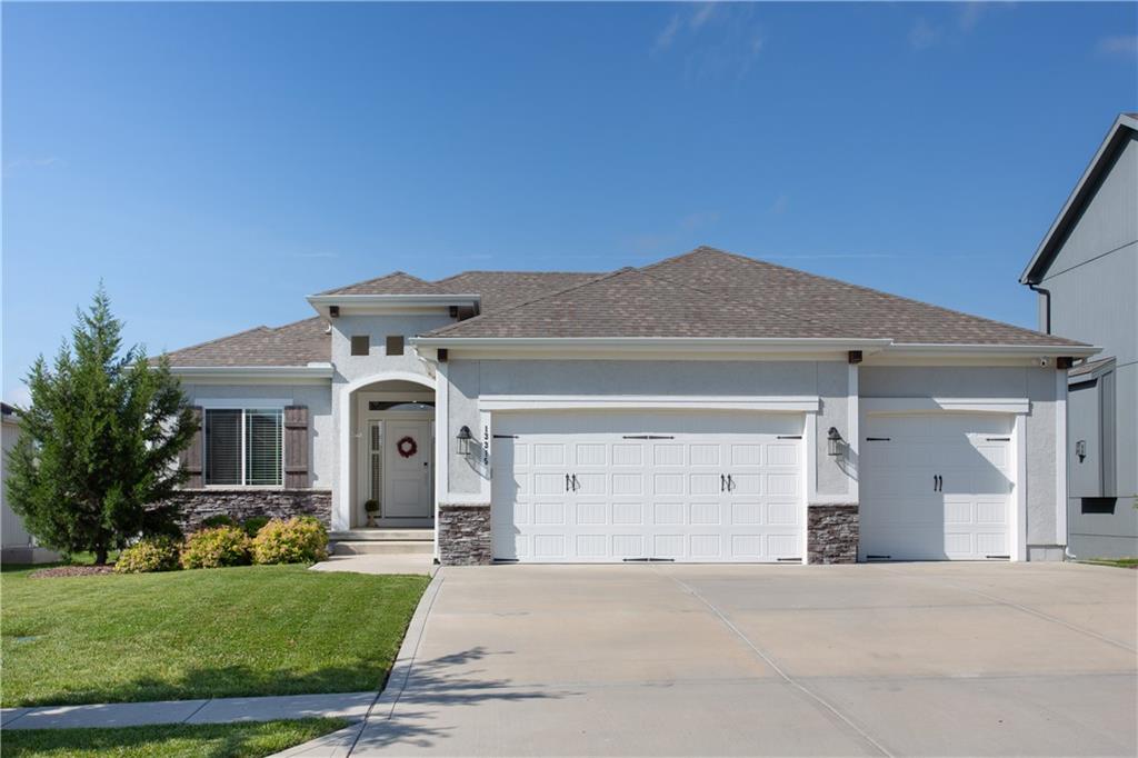 Photo of 13315 W 181st Court Overland Park KS 66013