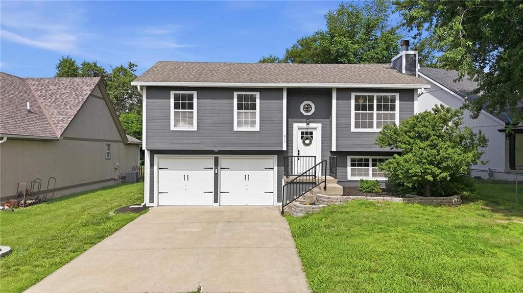 Photo of 814 S 132nd Street Bonner Springs KS 66012