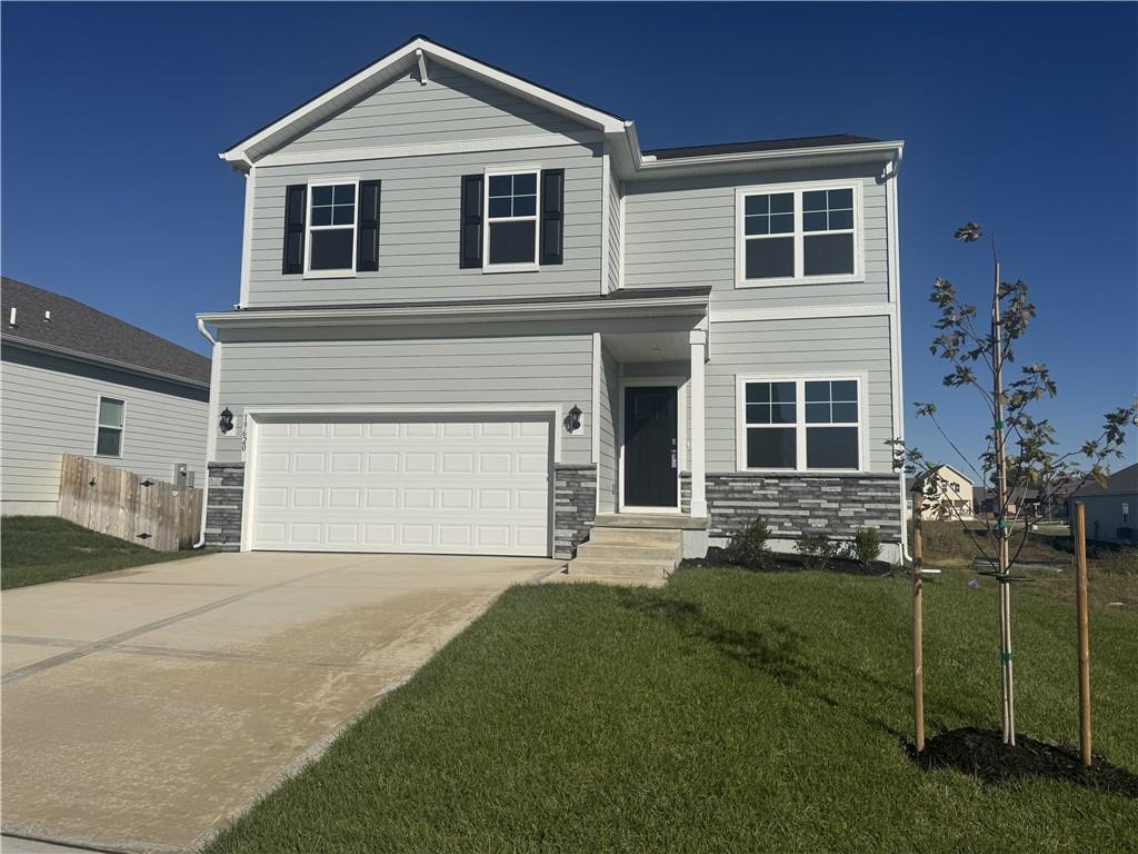 Photo of 300 Lake Meadows Drive Smithville MO 64089