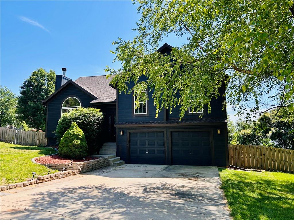 Photo of 14503 Shamrock Way Smithville MO 64089