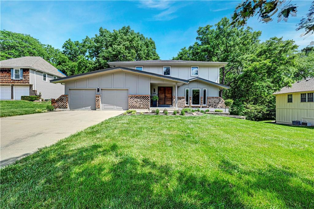 Photo of 106 E 104th Street Kansas City MO 64114