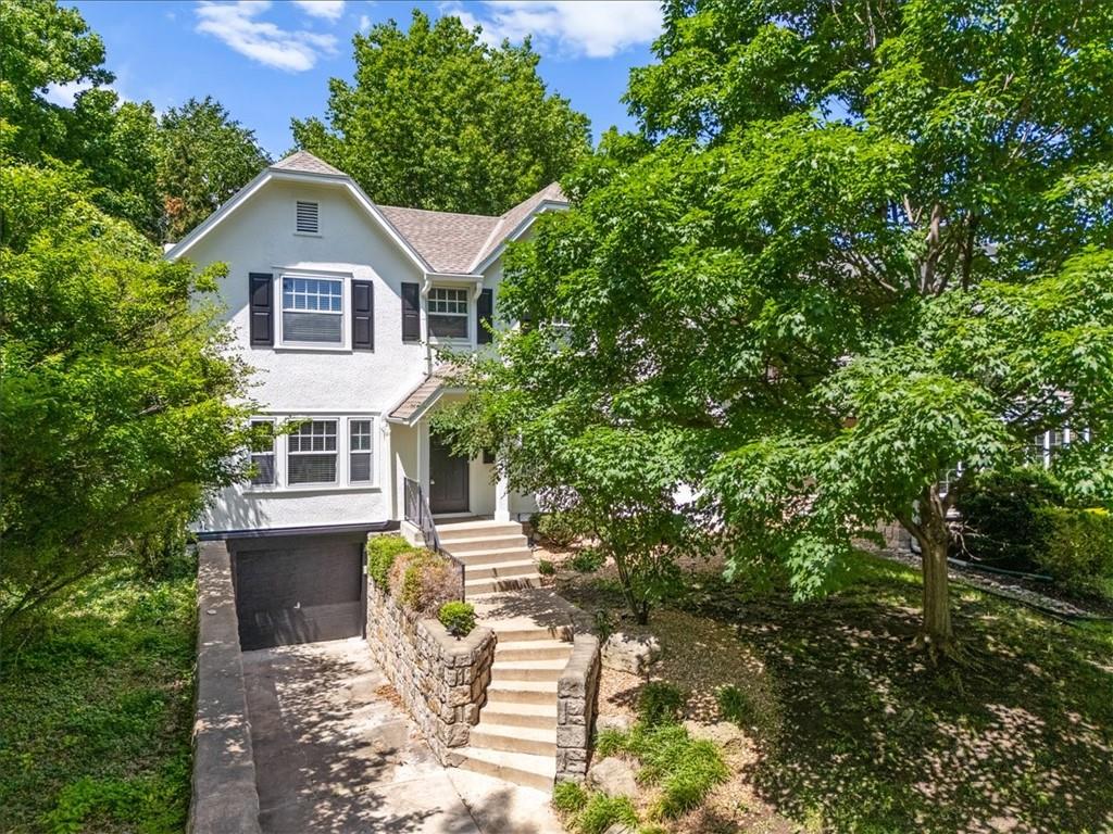 Photo of 428 W 58TH Terrace Kansas City MO 64113