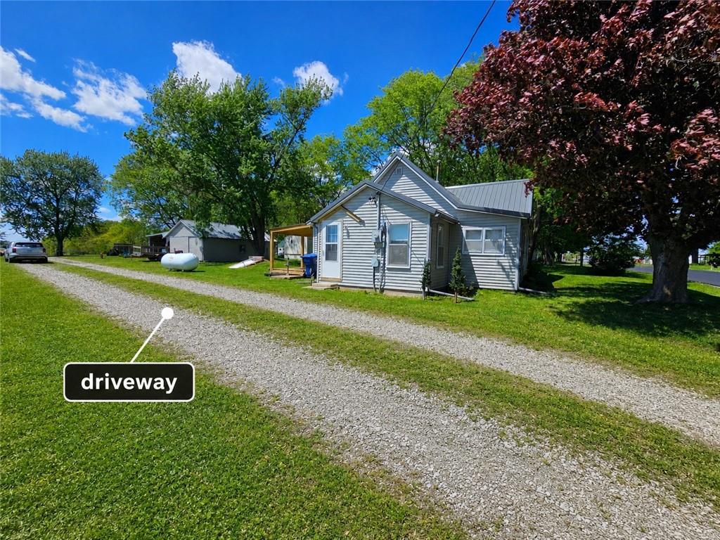 Photo of 615 S Cherry Street Clearmont MO 64431
