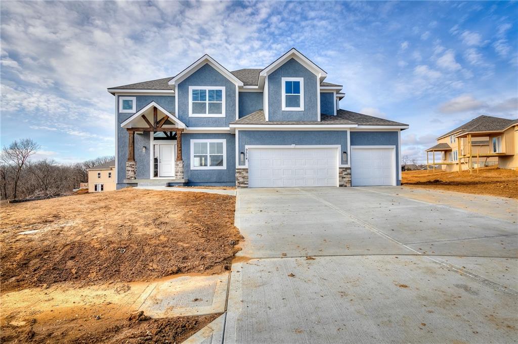 Photo of 10503 N Highland Place Kansas City MO 64155