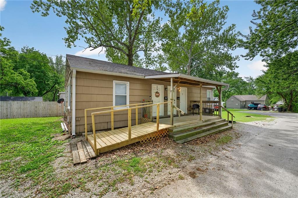 Photo of 1921 S Ash Avenue Independence MO 64052