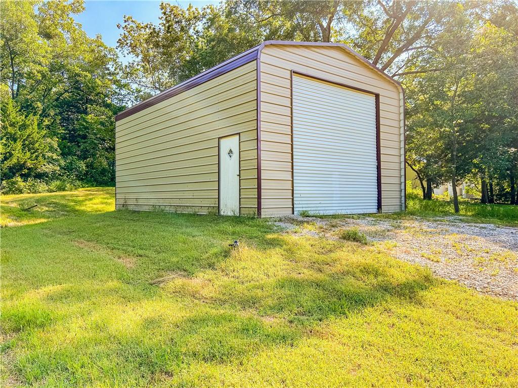 Photo of 262 W Sugar Lake Drive Mound City KS 66056