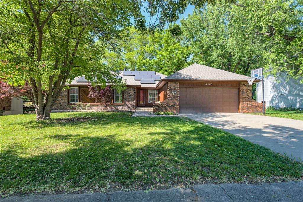 Photo of 600 NW 66th Street Kansas City MO 64118