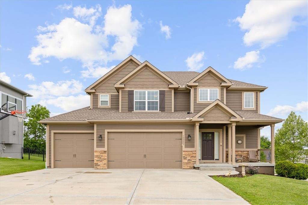 Photo of 10000 N Richmond Avenue Kansas City MO 64157