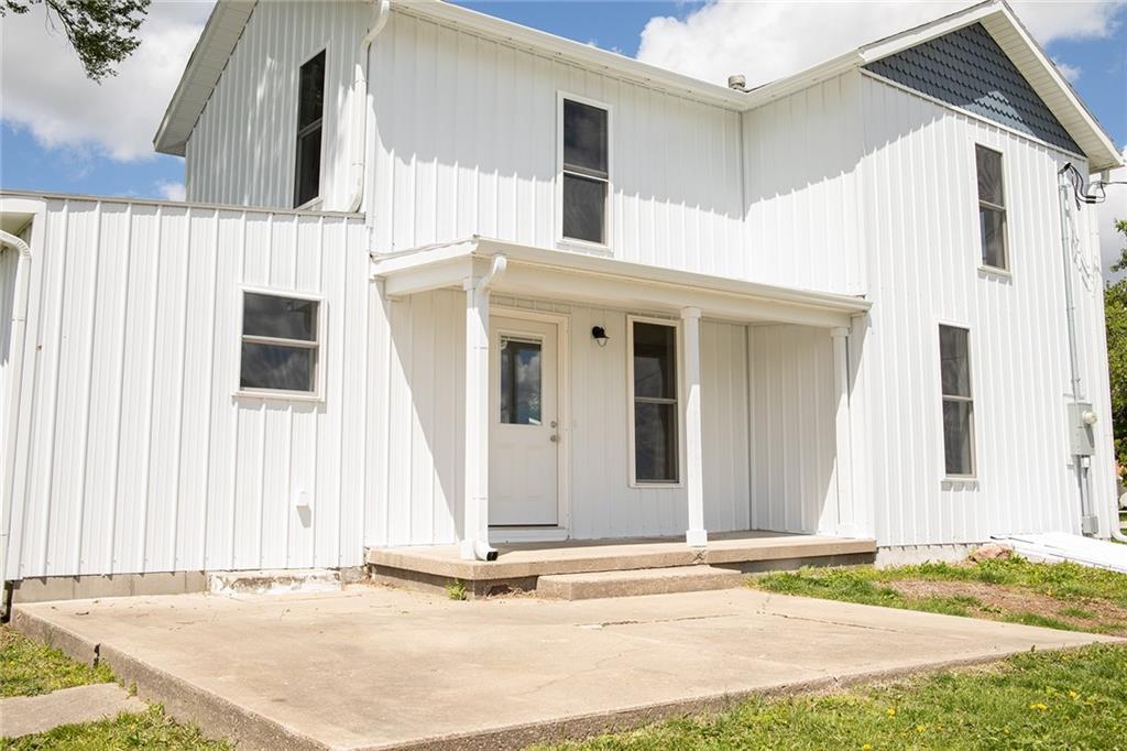 Photo of 302 Little Brick Road Cameron MO 64429