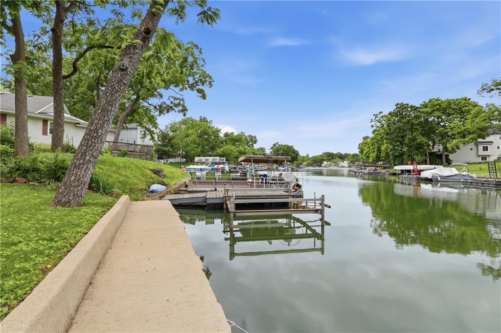 Photo of 126 Beach Drive Lake Tapawingo MO 64015