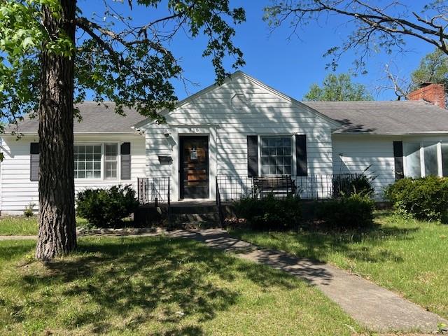 Photo of 710 Bridge Street Sweet Springs MO 65351