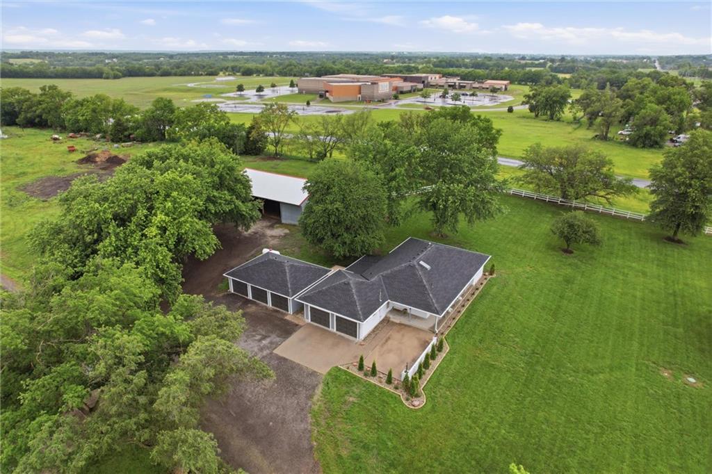Photo of 17341 N 158th Street Basehor KS 66007