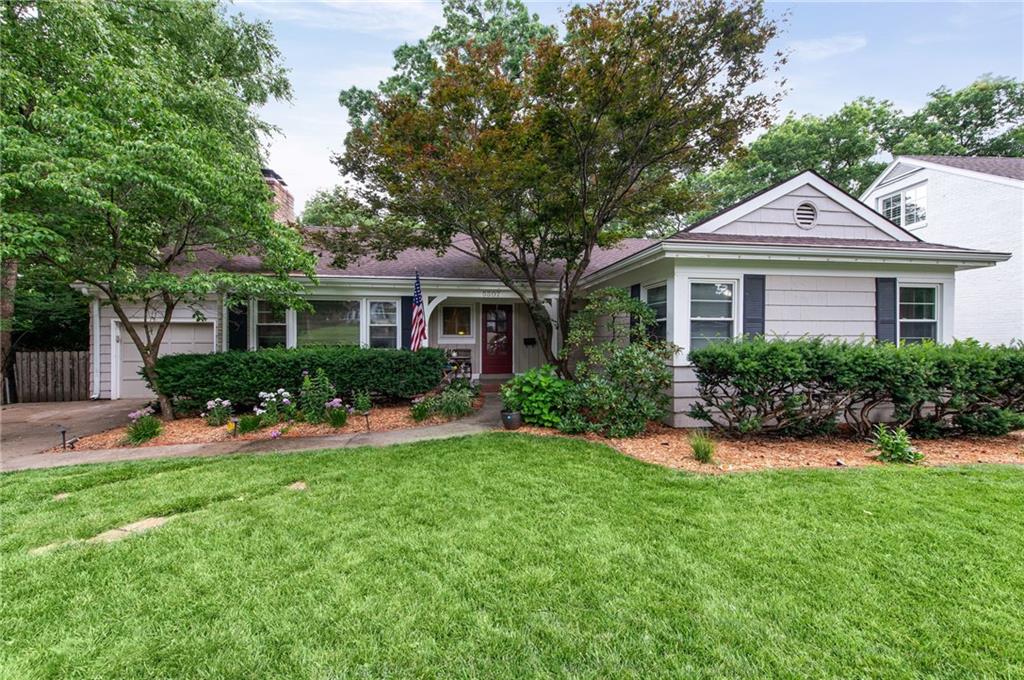 Photo of 5307 Pawnee Lane Fairway KS 66205