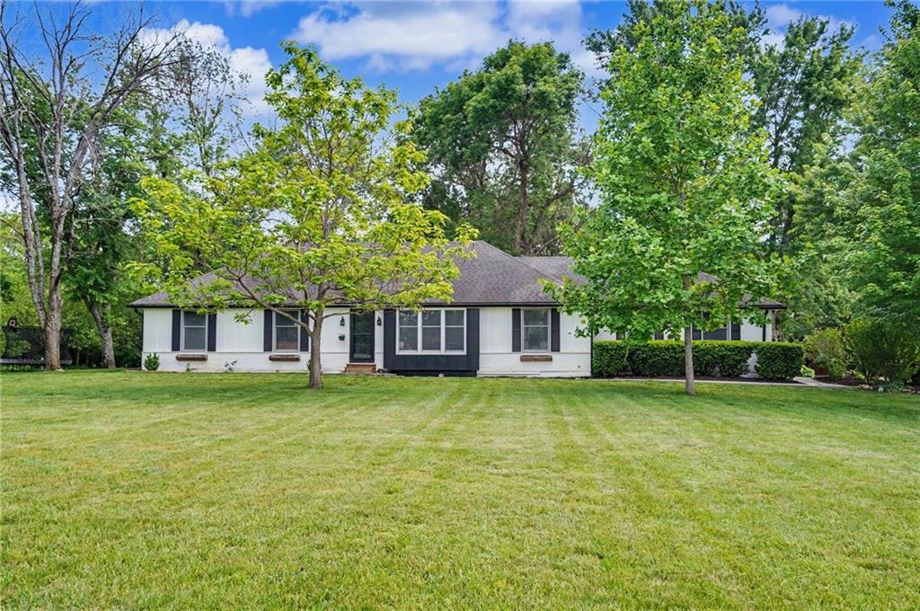 Photo of 1769 N 300 Road Baldwin City KS 66006
