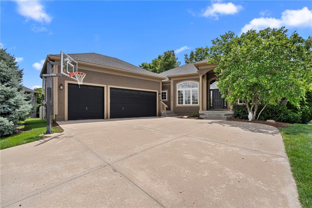 Photo of 11278 S Whitehall Street Olathe KS 66061