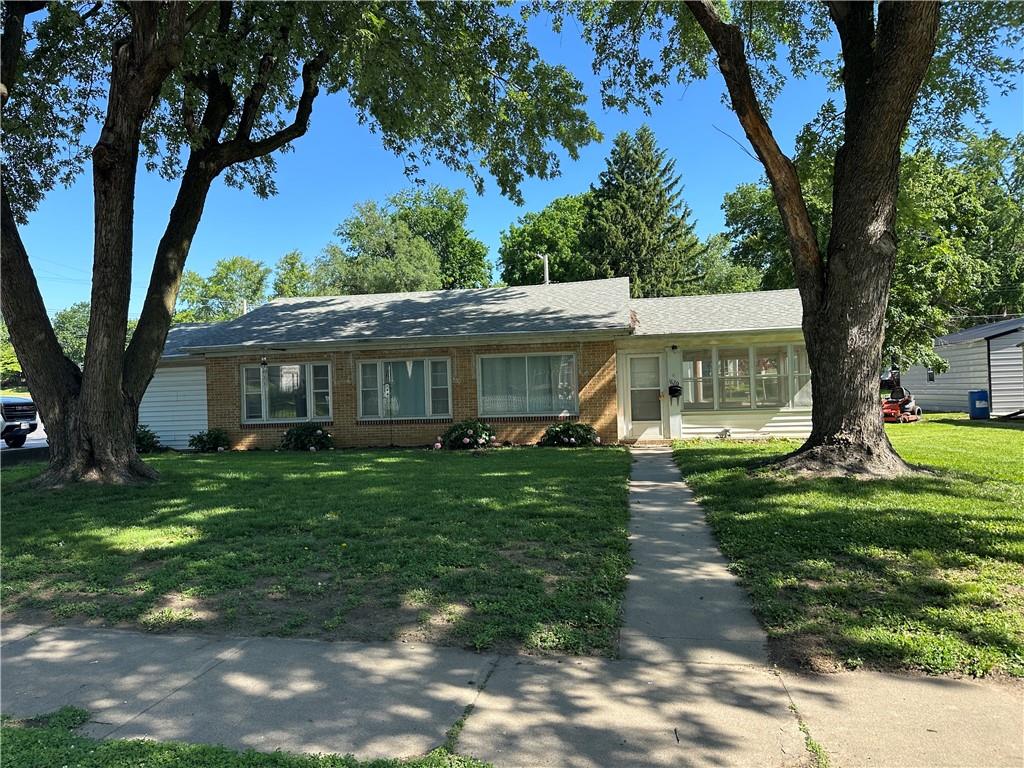 Photo of 1820 South Street Lexington MO 64067