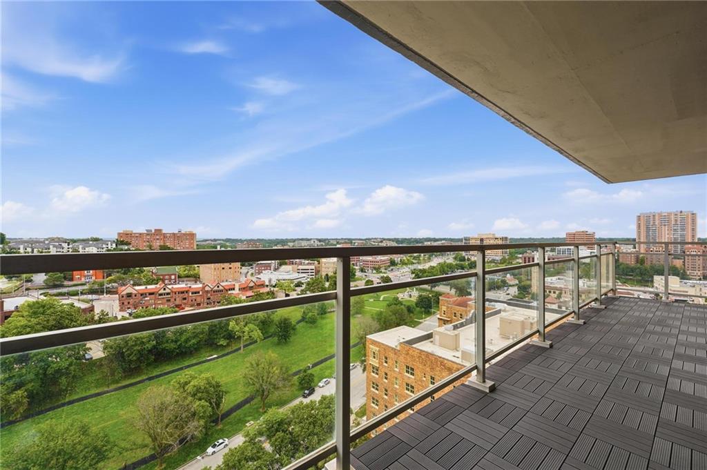 Photo of 4545 Wornall Road Unit #1104 N/A Kansas City MO 64111