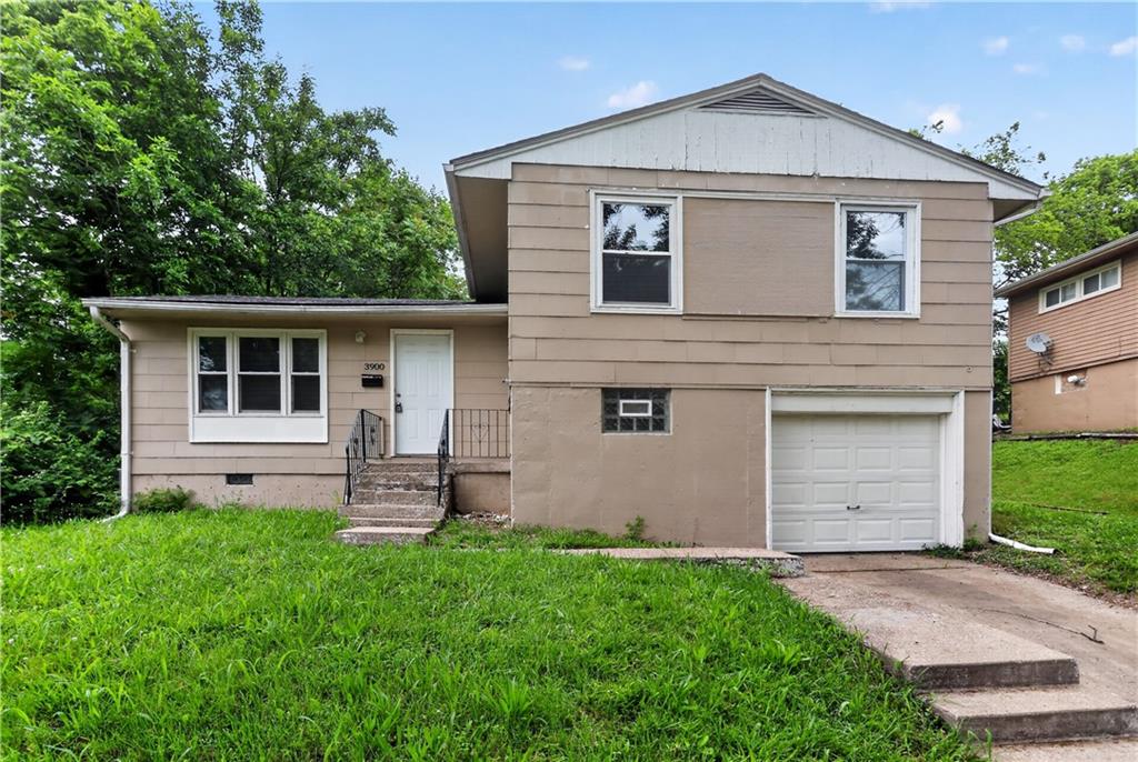 Photo of 3900 E 47TH Terrace Kansas City MO 64130