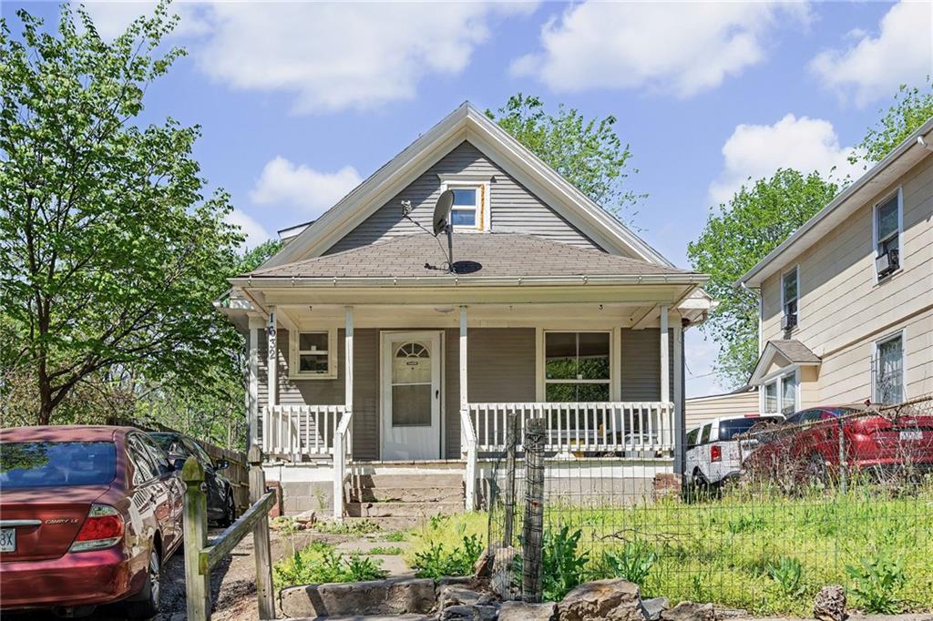 Photo of 1632 Topping Avenue Kansas City MO 64126