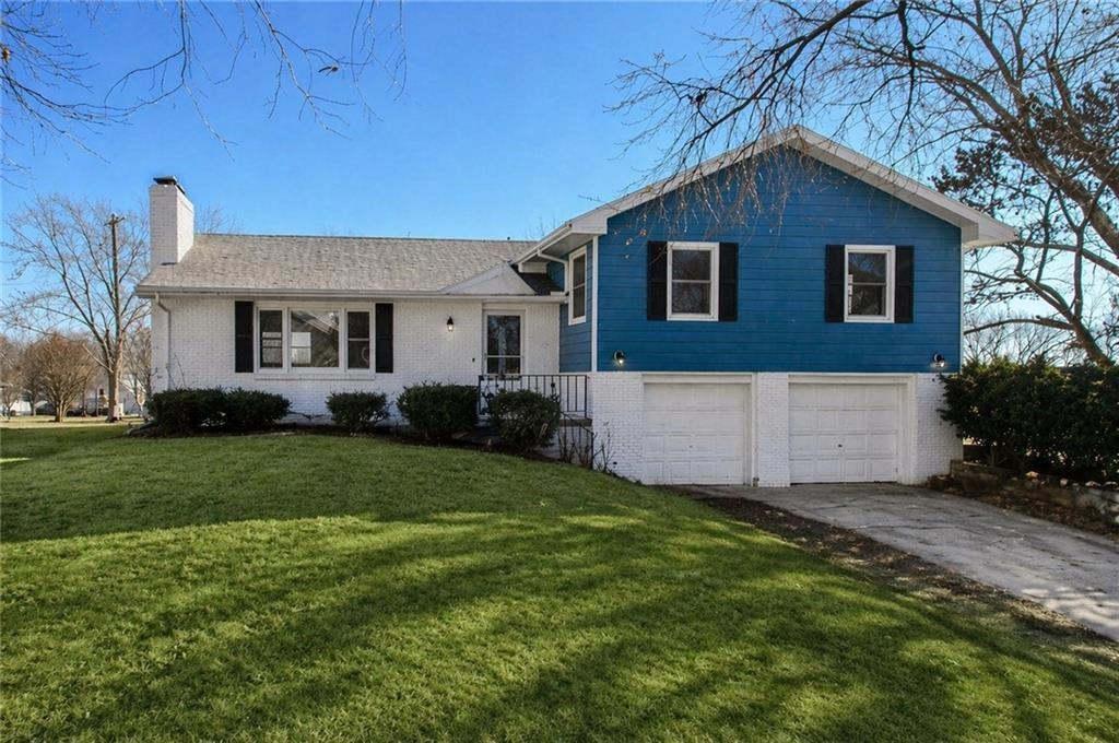 Photo of 14655 Gale Road Smithville MO 64089