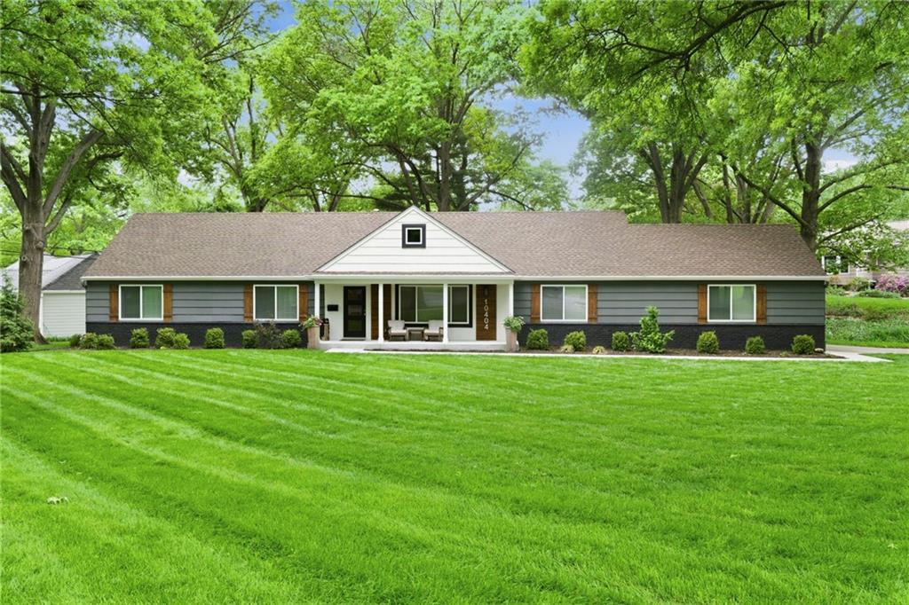 Photo of 10404 Lee Boulevard Leawood KS 66206