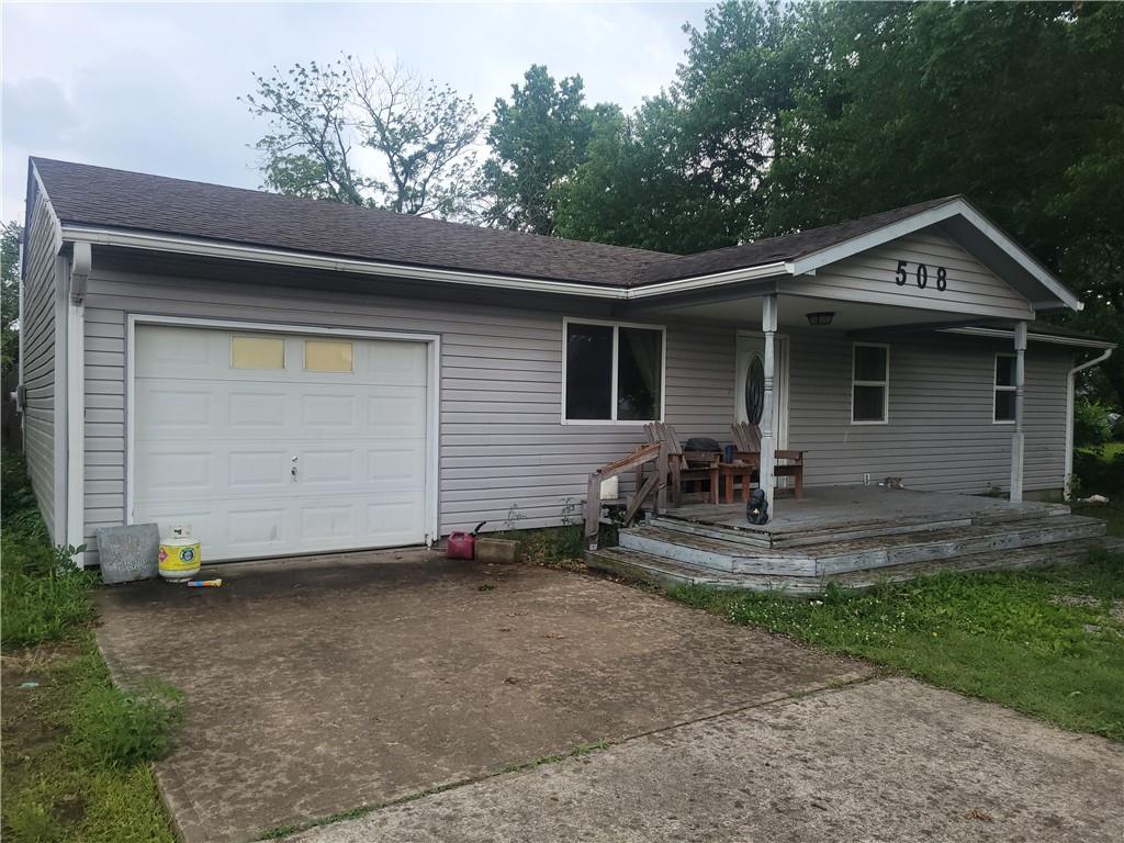 Photo of 508 S Sinnet Street Girard KS 66743