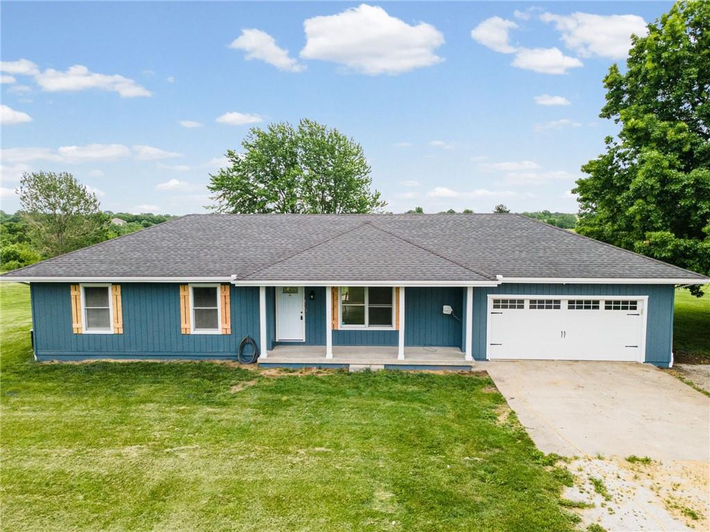 Photo of 8531 Southpoint Drive Richmond MO 64085