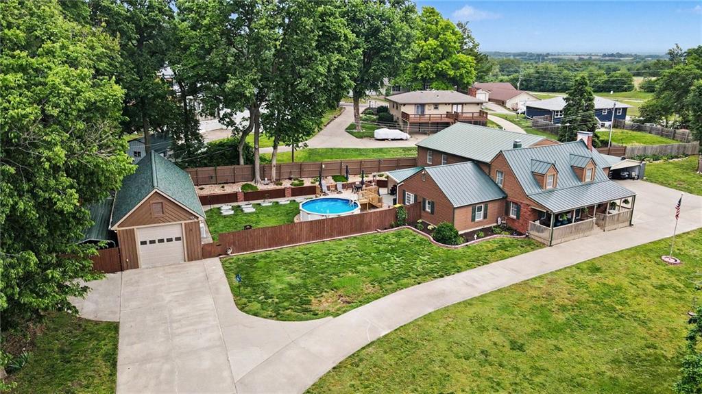 Photo of 1 RIDGELAND Road Country Club MO 64505
