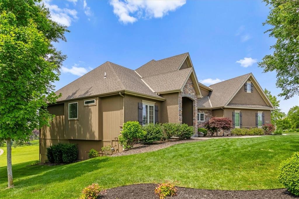 Photo of 11775 NW 81st Street Parkville MO 64152
