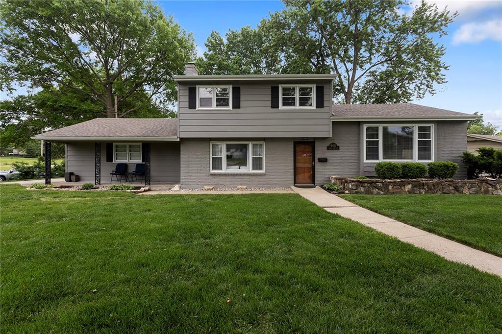 Photo of 6411 N Highland Avenue Gladstone MO 64118