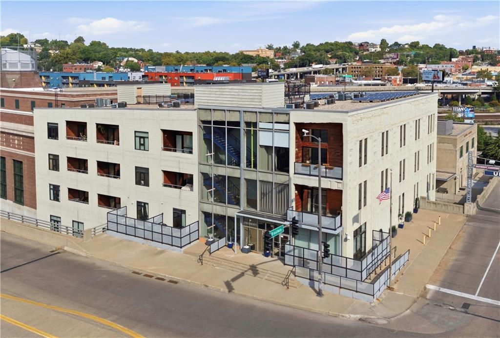 Photo of 360 W Pershing Road #030 Kansas City MO 64108