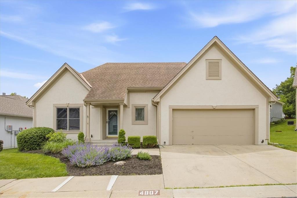 Photo of 4807 NW 59th Court Kansas City MO 64151